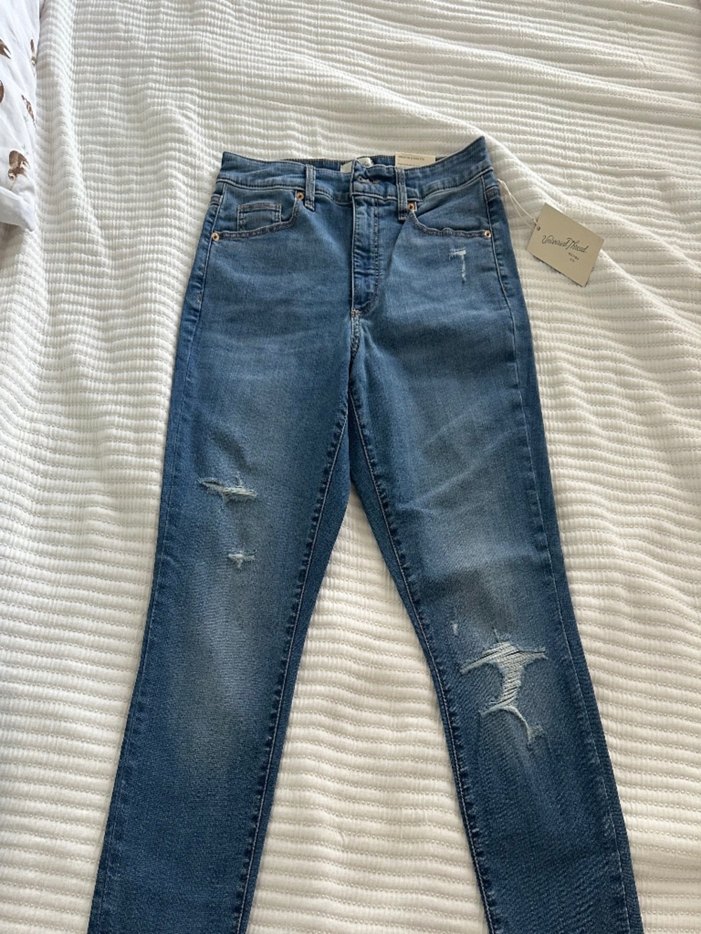 Universal Thread jeans size 8 NWT